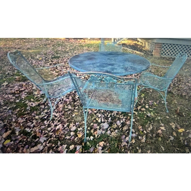 American Vintage Wrought Iron Russell Woodard Patio Set Table, 4 Chairs, Side Table, Attributed For Sale - Image 3 of 9