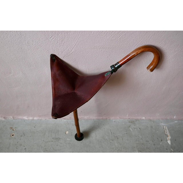 Metal 20th Century English Hunting Walking Stick with Seat in Bamboo, Leather and Metal, 1960s For Sale - Image 7 of 13