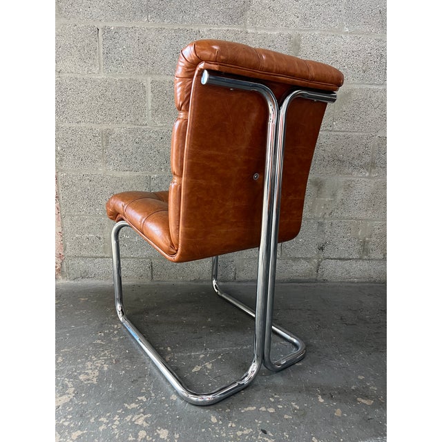 Brown Set of Four Mid-Century Modern Chrome Dining Chairs in the Milo Baughman Style. Circa 1970s. For Sale - Image 8 of 18