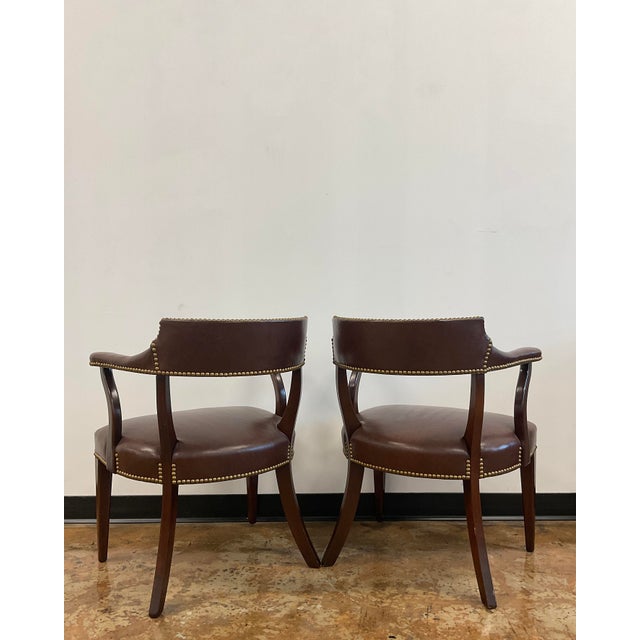 Late 20th Century Pair of Late 20th Century Executive Side Chairs in Leather by Hickory Chair For Sale - Image 5 of 18