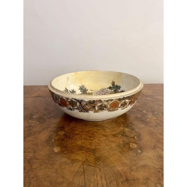 Late 19th Century Large Antique Japanese Satsuma Lidded Pot, 1890, Set of 2 For Sale - Image 5 of 7