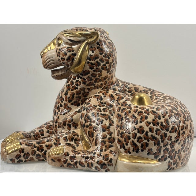 Late 20th Century Pair of Vintage Garcia Imports Italian Hand-Painted Leopard Sculptures | Hollywood Regency Porcelain Leopards | Made in Italy, Circa 1965-1975 For Sale - Image 5 of 18