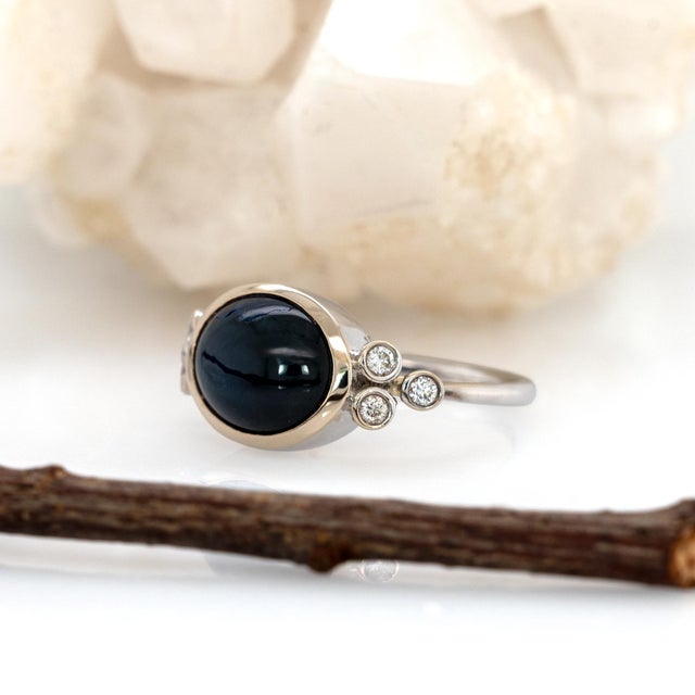 6cts Star Sapphire Ring With Natural Diamonds Accents: Solid 14k Gold, Size 6.75 For Sale - Image 4 of 7