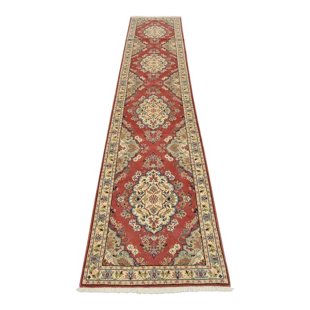 Yazd Runner 2’11” X 13′ Pink Wool Vintage Traditional Hand-Knotted Rug For Sale