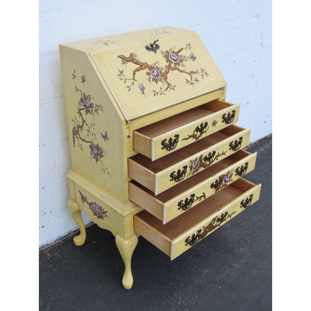 Light Yellow French Hand Painted Small Secretary Desk 6887 For Sale - Image 8 of 17