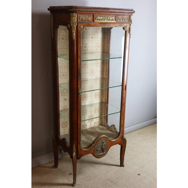 Transition Style Display Cabinet, 19th Century For Sale - Image 3 of 14