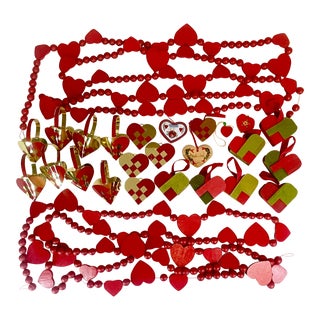 1950s Swedish Gustavian Heart Themed Christmas Ornaments & Garland - Set of 26. For Sale