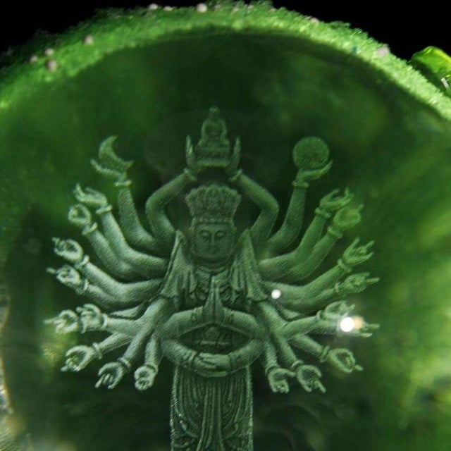 Late 19th Century Buddhist Relic Sphere With Thousand-Hand Guanyin, 1540g, Green Crystal Ball For Sale - Image 4 of 9