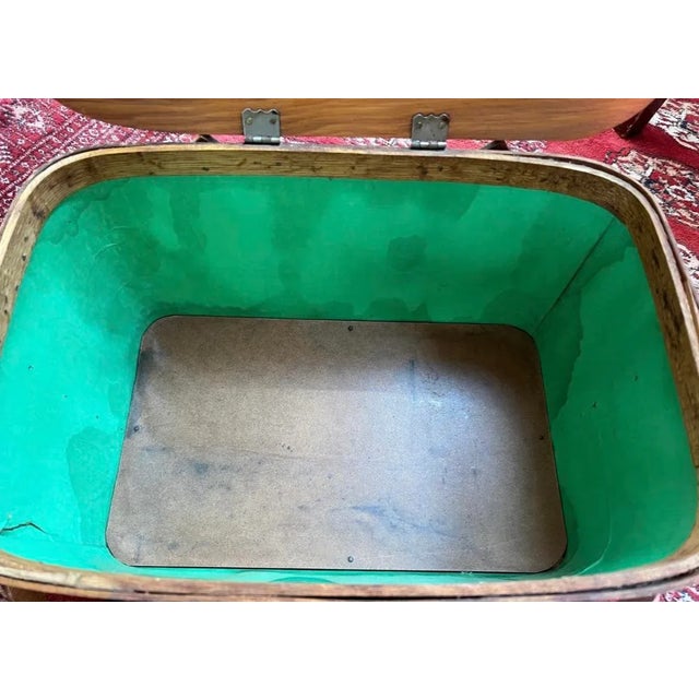 Early 20th Century Vintage Peterboro Woven Splint Wood Picnic Basket For Sale - Image 5 of 7