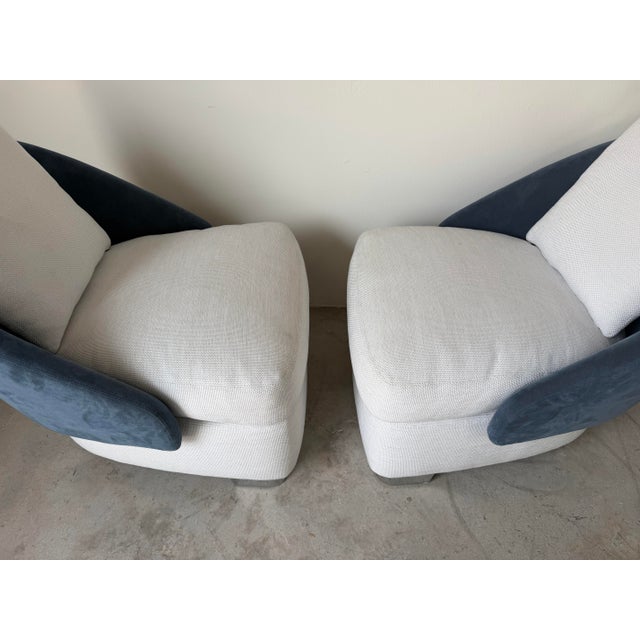 Pair of Minotti Lawson Lounge Armchairs by Rodolfo Dordoni, Italy For Sale In Miami - Image 6 of 12