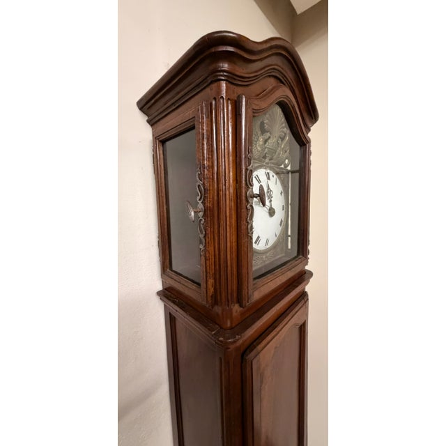 Early 19th Century Louis XV Style Country French Walnut Tall Case Clock With Morbier Movement & Porcelain Dial For Sale In Indianapolis - Image 6 of 12