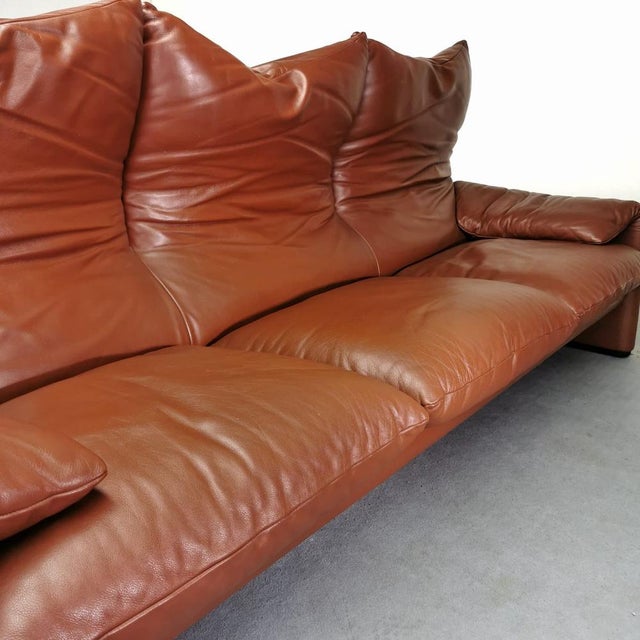 Maralunga 3-Seater Sofa in Leather Vico Magistretti for Cassina, 1973 For Sale - Image 6 of 14