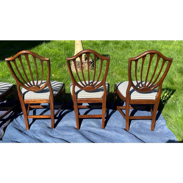 1970s Ethan Allen Mahogany Hepplewhite Shield Back Dining Chairs in Knoll Fabric - Set of 6 For Sale - Image 13 of 18