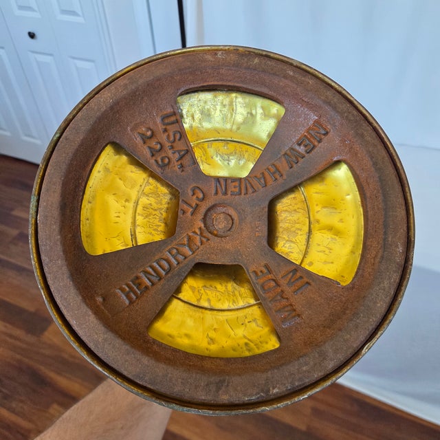 Early 20th Century Andrew Hendryx Antiqued Brass Stand W/ Crown Bird Cage For Sale In Tampa - Image 6 of 10