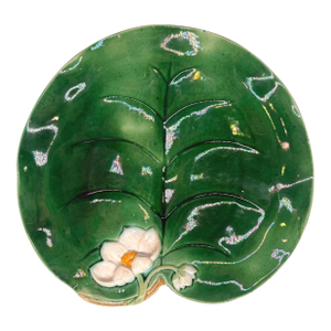 George Jones Majolica Water Lily Plate Glazed in Lush Greens, English, Ca. 1869