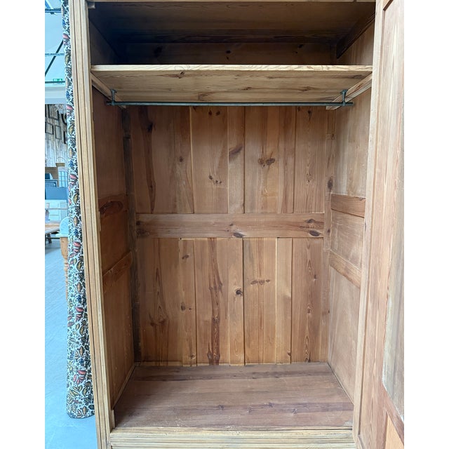 Large Art Deco Bonnetière, 1930s For Sale - Image 15 of 17