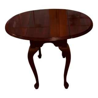 Ethan Allen Georgian Court Oval Drop Leaf Side Table For Sale