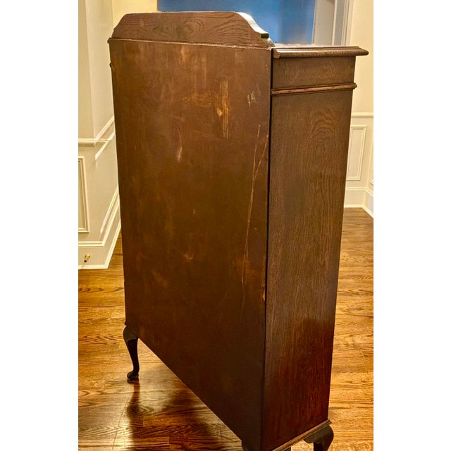 Antique Queen Anne Style Oak Bookcase With Leaded Glass Doors, C. 1910 For Sale - Image 9 of 9