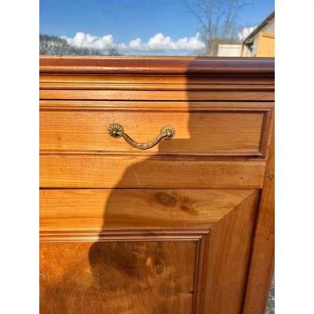 Sienna 19th Century French Louis Philippe Solid Walnut Sideboard / Buffet For Sale - Image 8 of 13