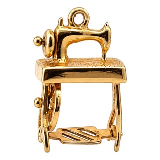 Vintage 14k Yellow Gold Sewing Machine Charm/Pendant For Sale