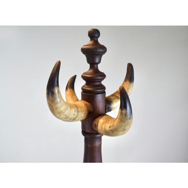 Rancho Monterey Coat Rack, Mahogany & Cow Horn, Early 20th C., Usa For Sale In Philadelphia - Image 6 of 11
