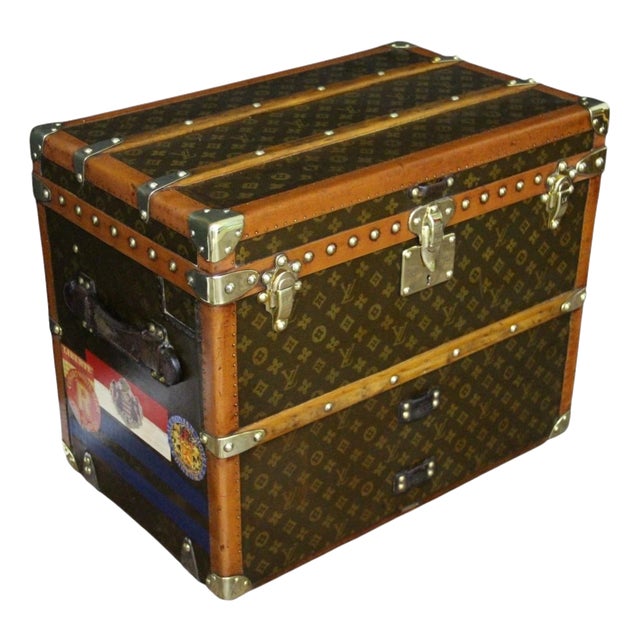 Vintage Shoe Trunk by Louis Vuitton, 1920s For Sale