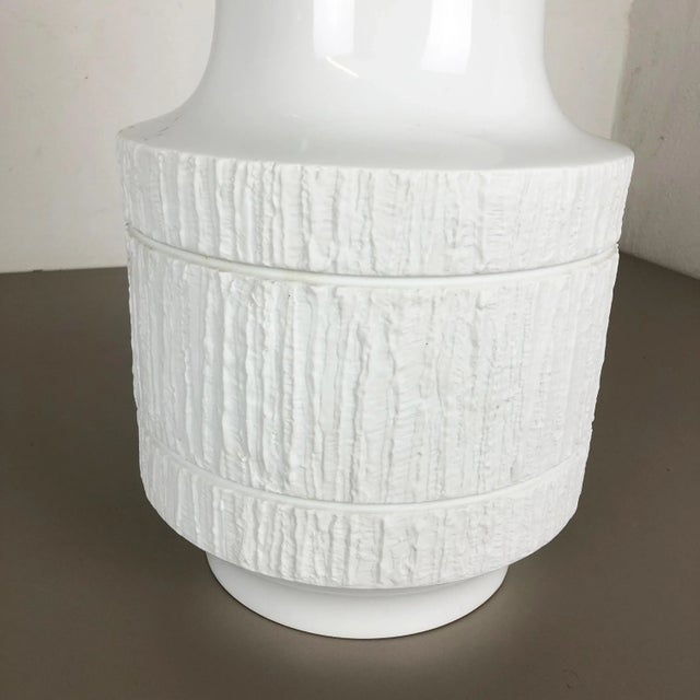 Extra Large German Op Art Porcelain Vase by Richard Scharrer for Thomas, 1970s For Sale - Image 3 of 11
