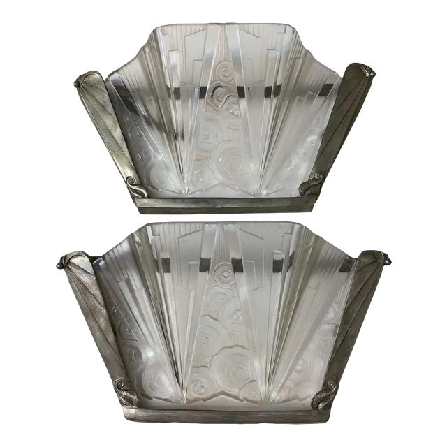 Pair of Hettier Vincent French Art Deco Wall Sconces For Sale