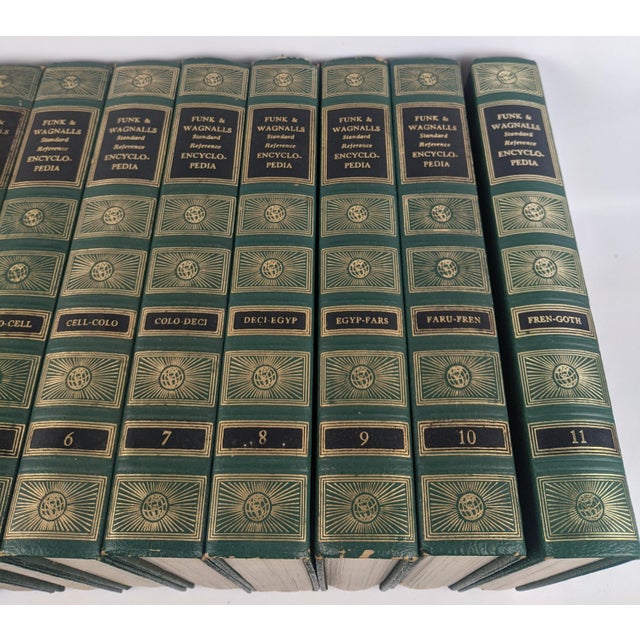 Vintage 1959 Funk & Wagnalls Green & Gilt Encyclopedia Books – Set of 11 For Sale In New York - Image 6 of 14