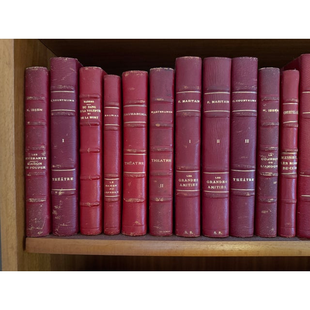 LOT OF 40 VINTAGE LEATHER BOUND BOOKS IN FRENCH WITH DECORATIVE RED BINDINGS These world literature books are in French;...