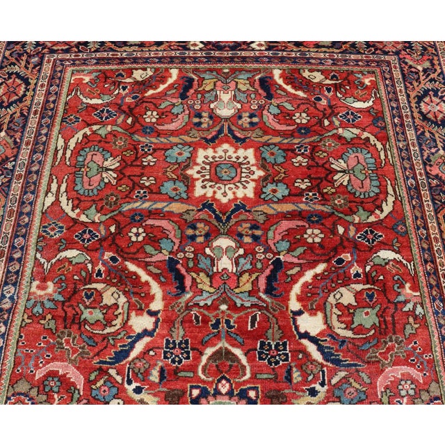 Early 20th Century Colorful Antique Persian Mahal/Sultanabad Rug With All-Over Floral Design in Soft Red Background For Sale In Atlanta - Image 6 of 13