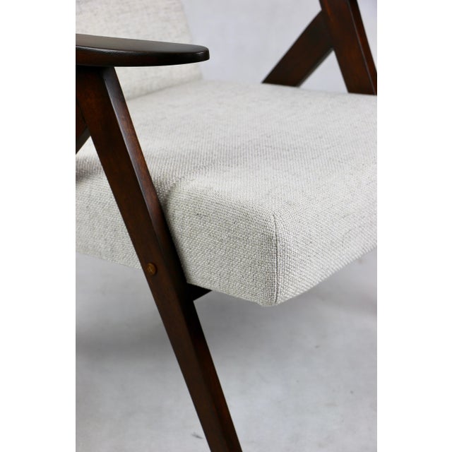 Vintage Model B-310 Chair in Ivory White Boucle, 1970s For Sale - Image 11 of 12