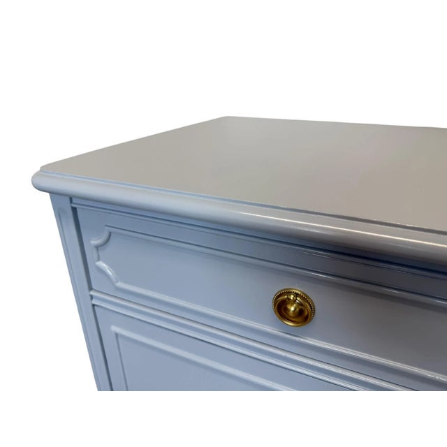 Sligh-Lowry Furniture Co. Early 20th Century Sligh Dresser in High Gloss For Sale - Image 4 of 13