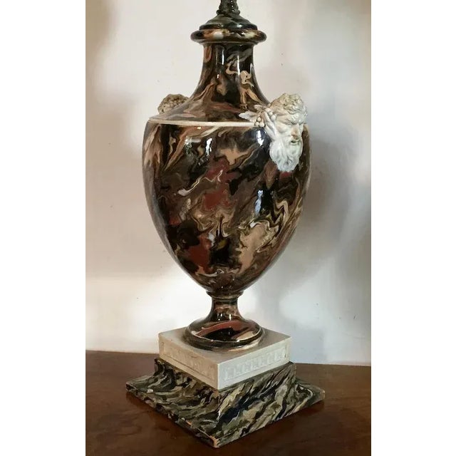 18th Century 18th Century Wedgwood & Bentley Creamware Agateware Urn With Bacchus Head Handles Table Lamp For Sale - Image 5 of 11