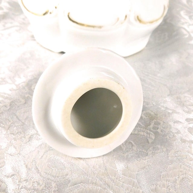 Ceramic 1980s White Unmarked Chocolate Pot For Sale - Image 7 of 9