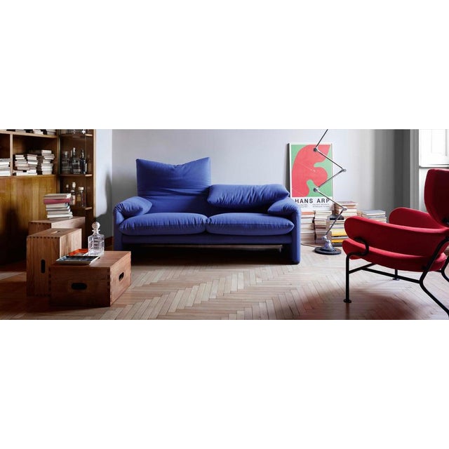 Maralunga Two-Seater Sofa by Vico Magistretti for Cassina For Sale - Image 9 of 15