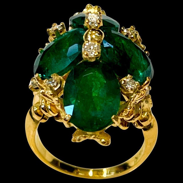 7.5 Carat Natural 4 Oval Cut Emerald & Diamond Flower Ring 18 Karat Yellow Gold, Size 3.75 For Sale - Image 18 of 18