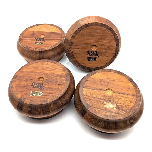 Dansk Vintage Scan Look Staved Teak Wood Bowls, Set of 4 For Sale - Image 4 of 11