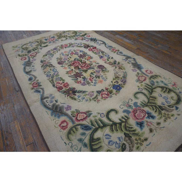 Early 20th Century (1935) Ivory Multicolor Antique American Hooked Rug 4'2" X 7'6" Americana Floral Carpet For Sale - Image 10 of 12