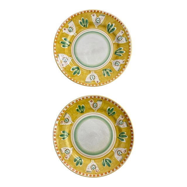 Late 20th Century Italian Vietri Solimene Campagna Chicken Pair of Yellow Large Plates For Sale