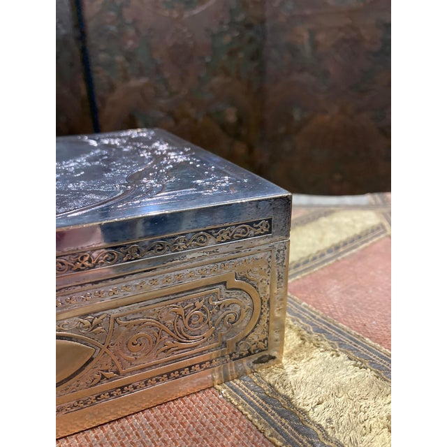 Antique Silver Plated Jewelry Box Le Denicheur by Boucher Engraved by B.Wicker For Sale - Image 17 of 17