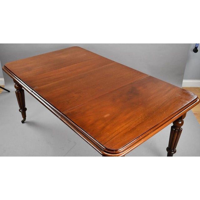 19th Century Victorian Mahogany Extending Dining Table, 1880 For Sale - Image 5 of 7