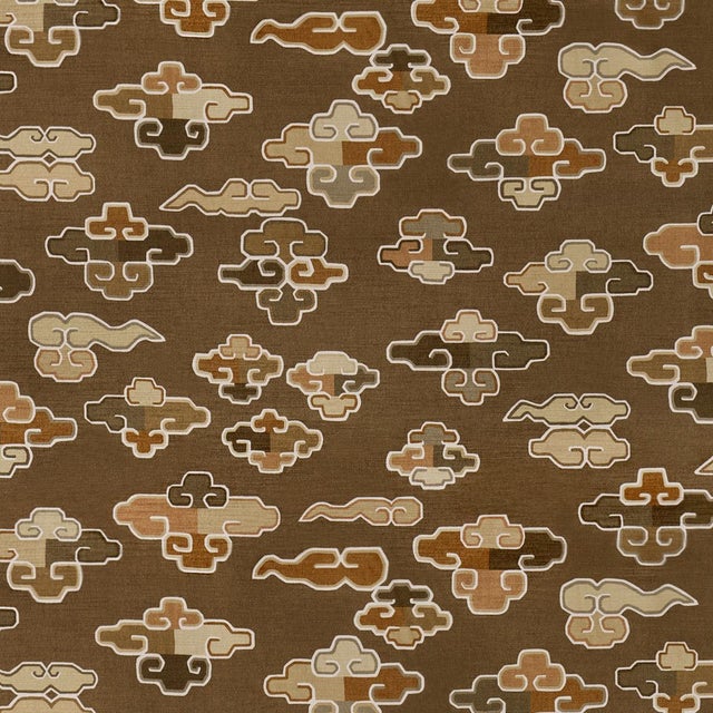 Schumacher In Dreams Velvet Fabric In Sable For Sale In New York - Image 6 of 6