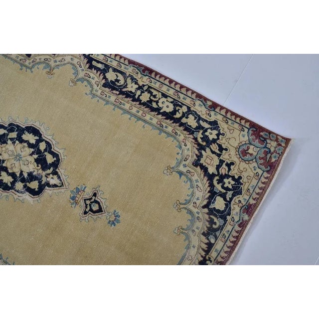 Traditonal Oushak Handmade Floor Rug, 1960s For Sale - Image 4 of 11