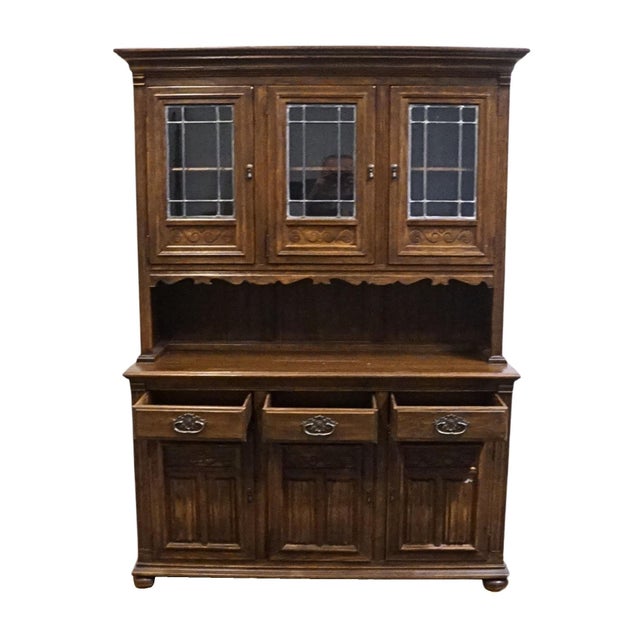 Wood Ethan Allen Royal Charter Solid Oak 55" Buffet W. China Cabinet 16-6007 / 16-6009 For Sale - Image 7 of 13