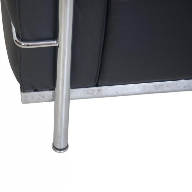 LC2 Chair in Black Leather from Le Corbusier, 2000s For Sale - Image 6 of 14