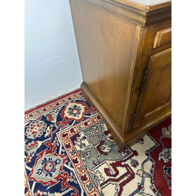 1980s Pair of Drexel "Country Collectibles" Nightstands For Sale - Image 9 of 11