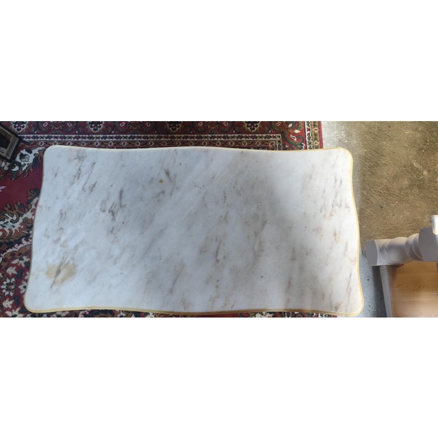 Vintage French Hollywood Regency / Louis XV Style Marble Coffee Table with Brass Legs, 1960s For Sale - Image 6 of 7