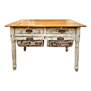 Early 20th-Century Possum Belly Baker’s Table