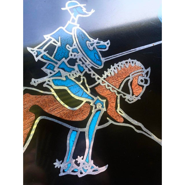 Vintage Couroc Monterey Don Quixote Horse & Rider Inlay Serving Tray – Rare Mid Century California Design For Sale - Image 4 of 11
